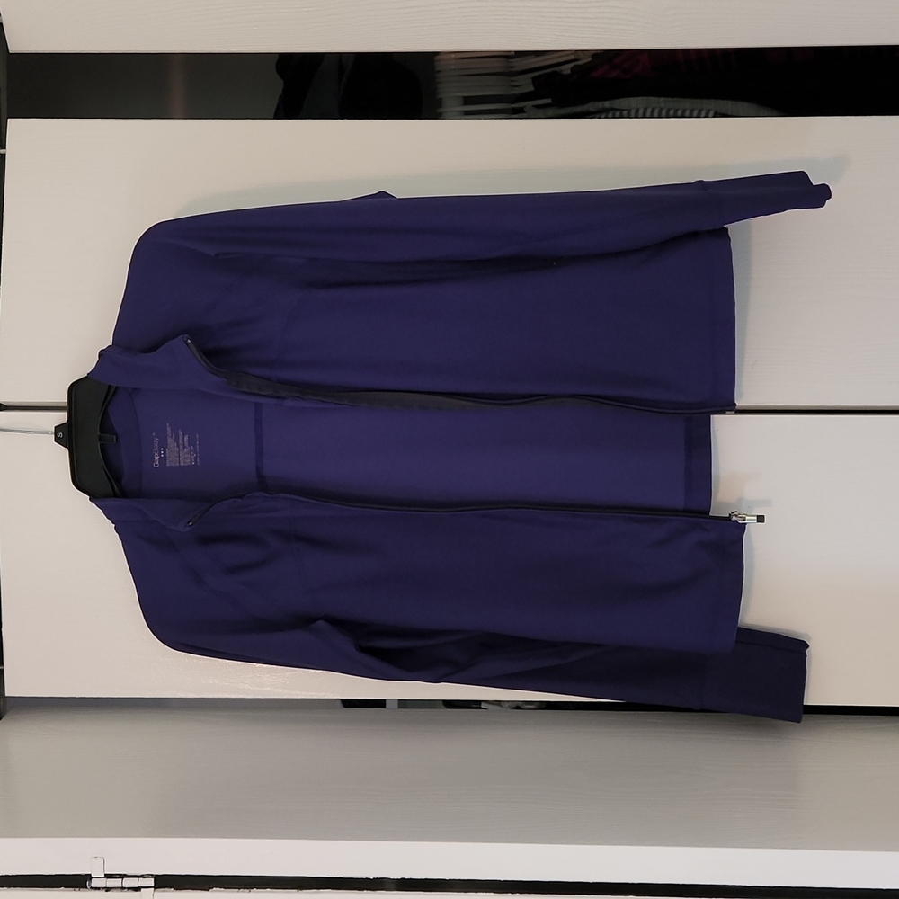Gap body purple zipup